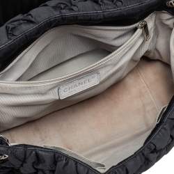 Pre Owned Chanel Black Bubble Quilted Nylon Accordion Shoulder Bag