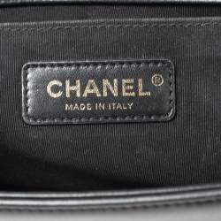 مملوكة مسبقًا حقيبة شانيل بوي جلد مبطن نمط شيفرون سوداء