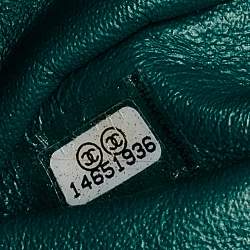 مملوكة مسبقًا Chanel Metallic Green Quilted Leather Crystal CC Single Flap Shoulder Bag