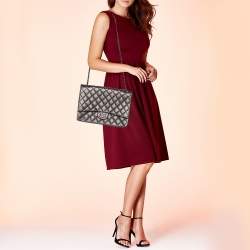 مملوكة مسبقًا Chanel Metallic Grey Quilted Leather Maxi Classic Single Flap Bag