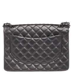 مملوكة مسبقًا Chanel Metallic Grey Quilted Leather Maxi Classic Single Flap Bag