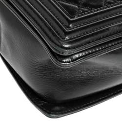 Pre Owned Chanel Black Quilted Crinkled Leather Large Boy Bag
