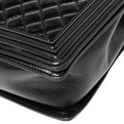 Pre Owned Chanel Black Quilted Crinkled Leather Large Boy Bag