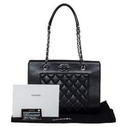 مملوكة مسبقًا Chanel Black Quilted Leather Mademoiselle Vintage Shopping Tote
