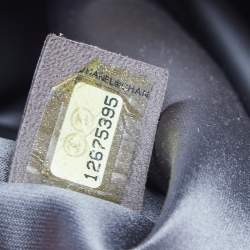 Pre Owned حقيبة كتف شانيل جلد ذو طيات مخرم كريمي ذات سلسلة