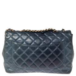 مملوكة مسبقًا Chanel Blue Quilted Lambskin Leather Jumbo Classic Single Flap Bag