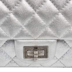 Pre Owned Chanel Silver Quilted Leather Reissue 2.55 Classic 224 Flap Bag
