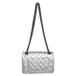 Pre Owned Chanel Silver Quilted Leather Reissue 2.55 Classic 224 Flap Bag