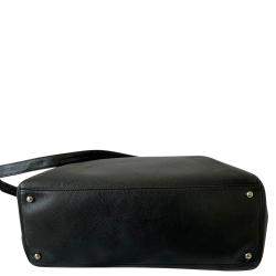 مملوكة مسبقًا Chanel Black Leather Executive Cerf Tote Bag