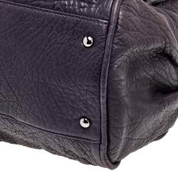 مملوكة مسبقًا حقيبة شانيل دكتزر جلد بنفسجي بطيات