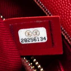 Pre Owned Chanel Red Lizard Embossed and Caviar Leather Small Coco Top Handle Bag