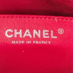 Pre Owned حقيبة شانيل جامبو كلاسيك جلد كافيار مبطن وردي بقلاب مزدوج 