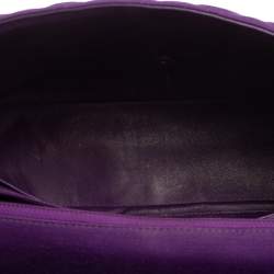 Pre Owned  حقيبة شانيل ماكسي كلاسيك جيرسيه مبطن بنفسجي بقلاب 