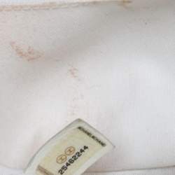 Pre Owned Chanel White Quilted Leather Medium Boy Flap Bag