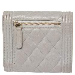 مملوكة مسبقًا محفظة شانيل بوى جلد كافيار رصاصي مبطن