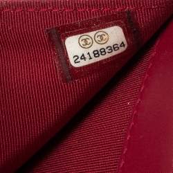 مملوكة مسبقًا محفظة شانيل فيتشوريستيك جلد خروف أسود مبطن