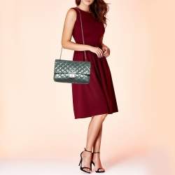 Pre Owned Chanel Green Quilted Patent Leather Reissue 2.55 Classic 227 Flap Bag