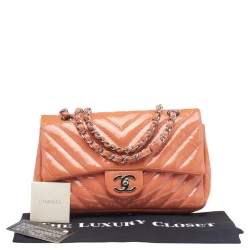 Pre Owned Chanel Pink Quilted Patent Leather Medium Classic Single Flap Bag