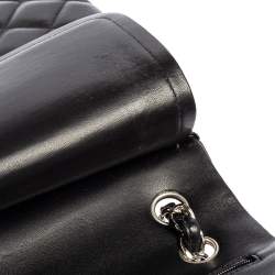 Pre Owned حقيبة شانيل قلاب مزدوج جامبو كلاسيك جلد مبطن أسود