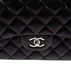 Pre Owned حقيبة شانيل قلاب مزدوج جامبو كلاسيك جلد مبطن أسود