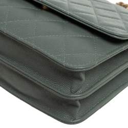 Pre Owned Chanel Mint Green Caviar Shimmer Leather Square Classic Wallet On Chain