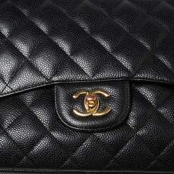 Pre Owned حقيبة شانيل جامبو كلاسيك جلد كافيار مبطن بيج بقلاب مزدوج 