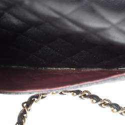 Pre Owned حقيبة شانيل جامبو كلاسيك جلد كافيار مبطن بيج بقلاب مزدوج 