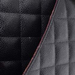 Pre Owned حقيبة شانيل جامبو كلاسيك جلد كافيار مبطن بيج بقلاب مزدوج 