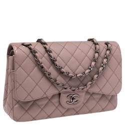 مملوكة مسبقًا حقيبة شانيل كلاسيك جامبو جلد كافيار مبطن أسود بقلاب مزدوج 