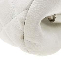 Pre Owned حقيبة كلتش شانيل تيمليس جلد كافيار مبطن أبيض  