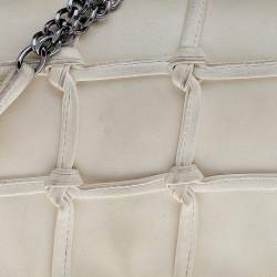 Pre Owned Chanel White Leather Knotted Flap CC Chain Shoulder Bag