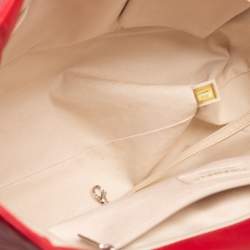 مملوكة مسبقًا حقيبة يد توتس شانيل إن ذا بيزنس نورث سوث جلد مبطن أحمر