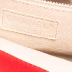 مملوكة مسبقًا حقيبة يد توتس شانيل إن ذا بيزنس نورث سوث جلد مبطن أحمر