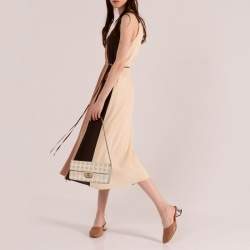 Pre Owned حقيبة شانيل فينتدج ترافيل ليغن إيست/ويست كانفاس بيج بقلاب 