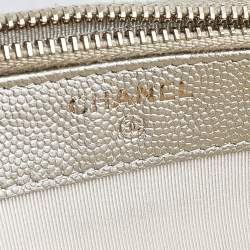 مملوكة مسبقًا Chanel Metallic Beige Caviar Quilted Leather So Many Double Zip Wallet On Chain