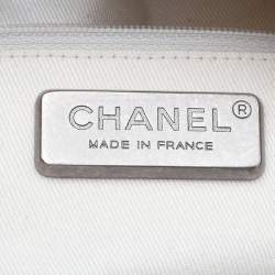 Pre Owned Chanel White Quilted Caviar Leather Outdoor Hobo