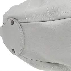 Pre Owned Chanel White Quilted Caviar Leather Outdoor Hobo