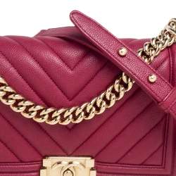Pre Owned Chanel Maroon Chevron Caviar Leather Medium Boy Flap Bag