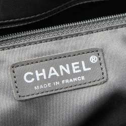 مملوكة مسبقًا Chanel Grey Quilted Vinyl and Tweed Funny Patchwork Tote