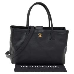 مملوكة مسبقًا Chanel Black Leather Cerf Shopper Tote