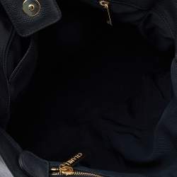 مملوكة مسبقًا Chanel Black Leather Cerf Shopper Tote