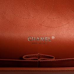 مملوكة مسبقًا حقيبة شانيل كلاسيك جامبو جلد كافيار مبطن أسود بقلاب مزدوج 