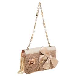 Pre Owned حقيبة شانيل فينتدج 2001 ران واي قلاب تويد وجلد بيج مزخرف لؤلؤ كاميليا 