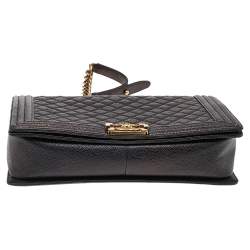 مملوكة مسبقًا حقيبة شانيل بوي جلد كافيار مبطن أسود كبيرة 