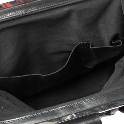 Pre Owned حقيبة ساتشل شانيل إطار مستدير سحاب قابل للتمدد جلد مبطن أسود