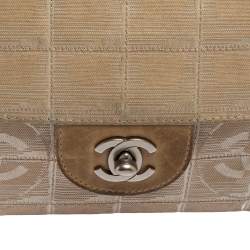 مملوكة مسبقًا Chanel Beige Chocolate Bar Quilted Fabric CC East West Flap Bag