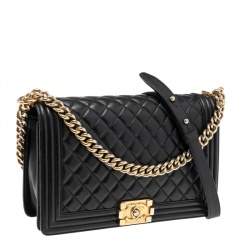 Pre Owned Chanel Black Quilted Leather Medium Boy Flap Bag