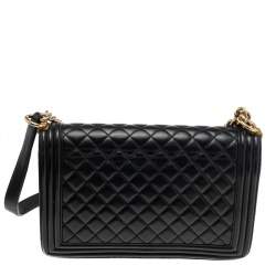 Pre Owned Chanel Black Quilted Leather Medium Boy Flap Bag
