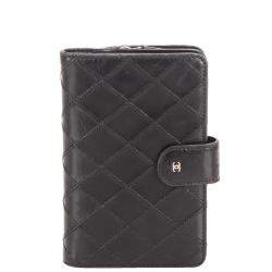 Pre Owned Chanel Black Matelasse Leather Compact Wallet