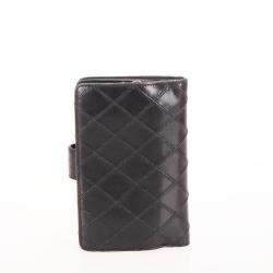 Pre Owned Chanel Black Matelasse Leather Compact Wallet